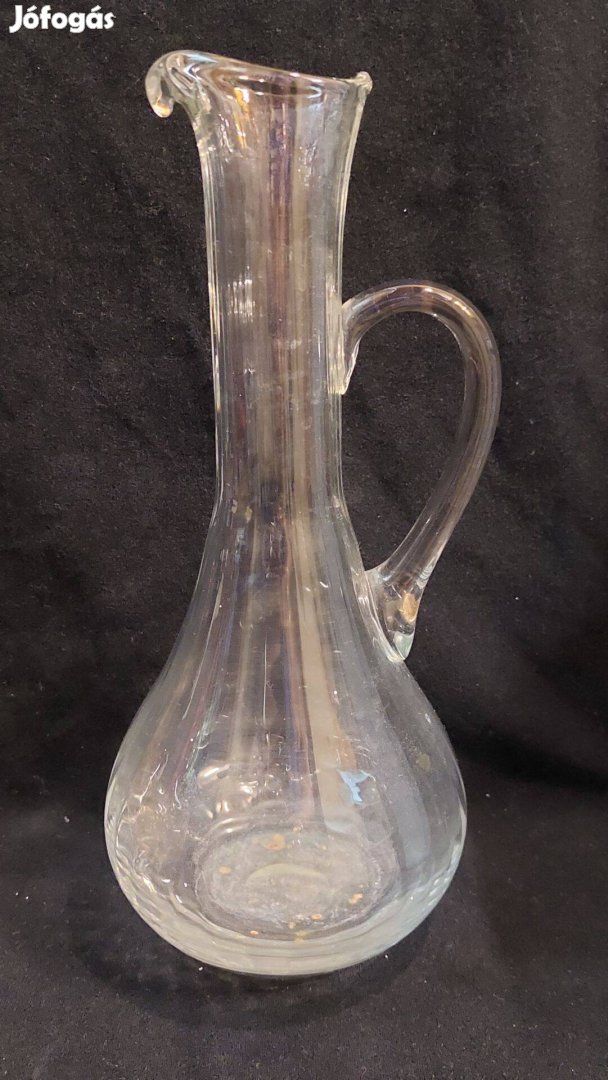 Antik üveg kiöntő