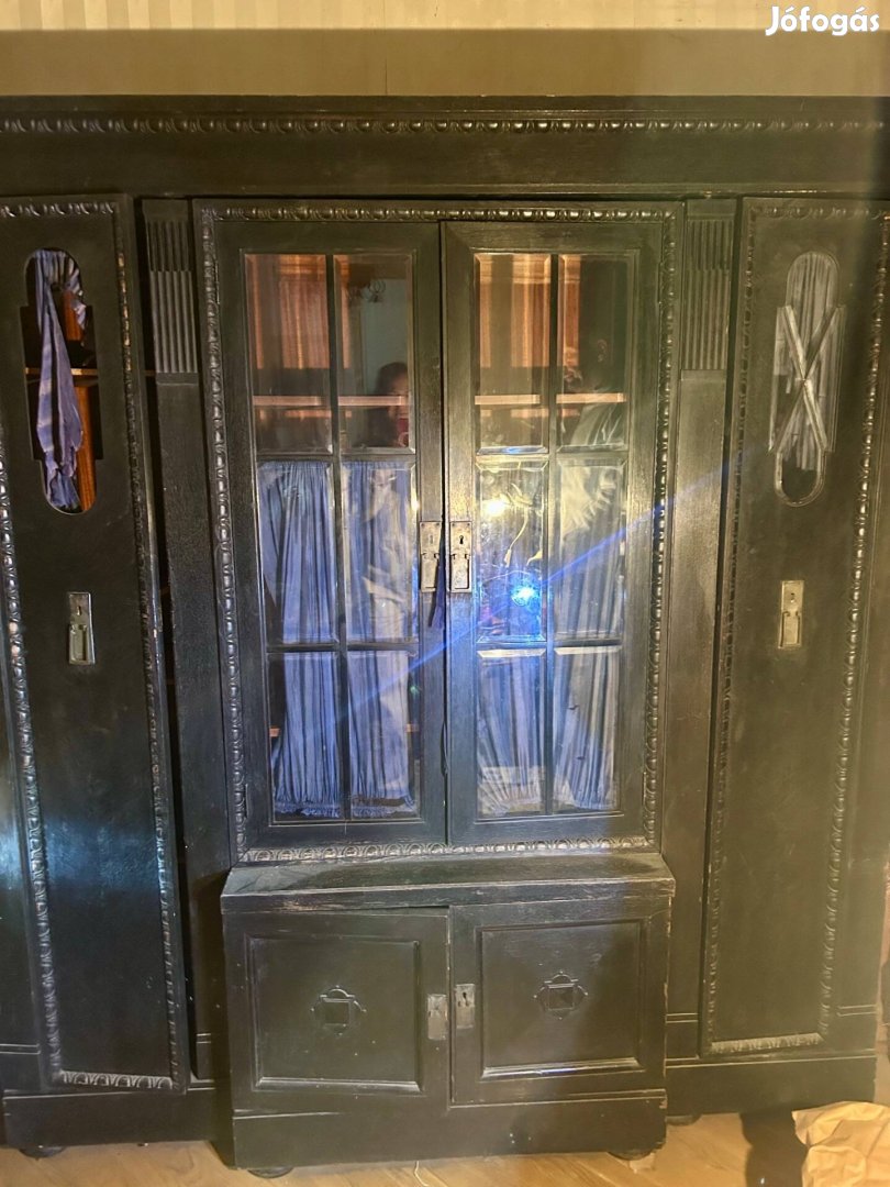 Antik vitrines szekrény korai Art Deco stílus