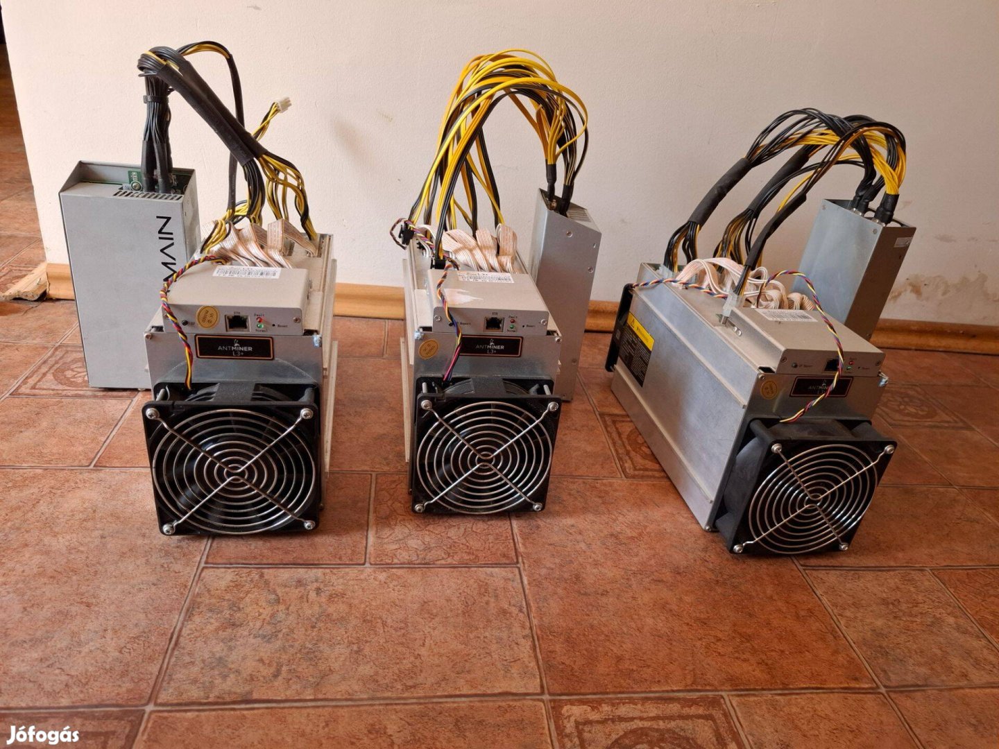 Antminer L3+