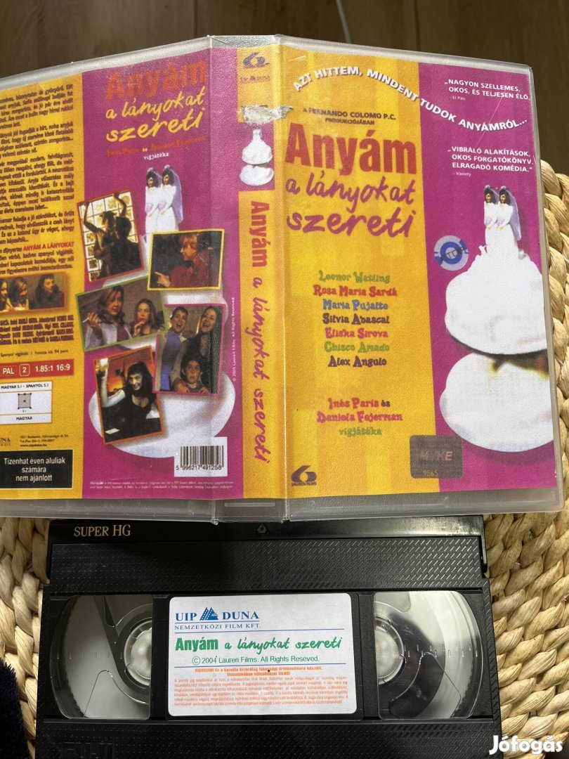 Anyám a lányokat szereti vhs m