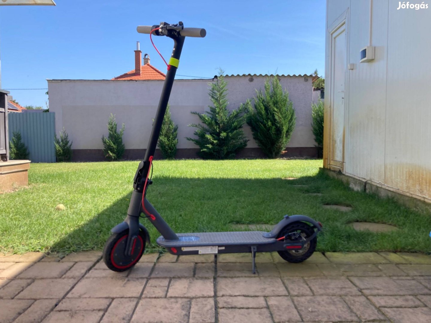 Aovo pro es80 elektromos rollert használt újszerű