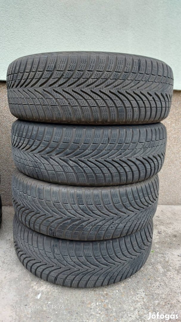 Apollo Alnac 4G 84T M+S 185/60r15 téligumi