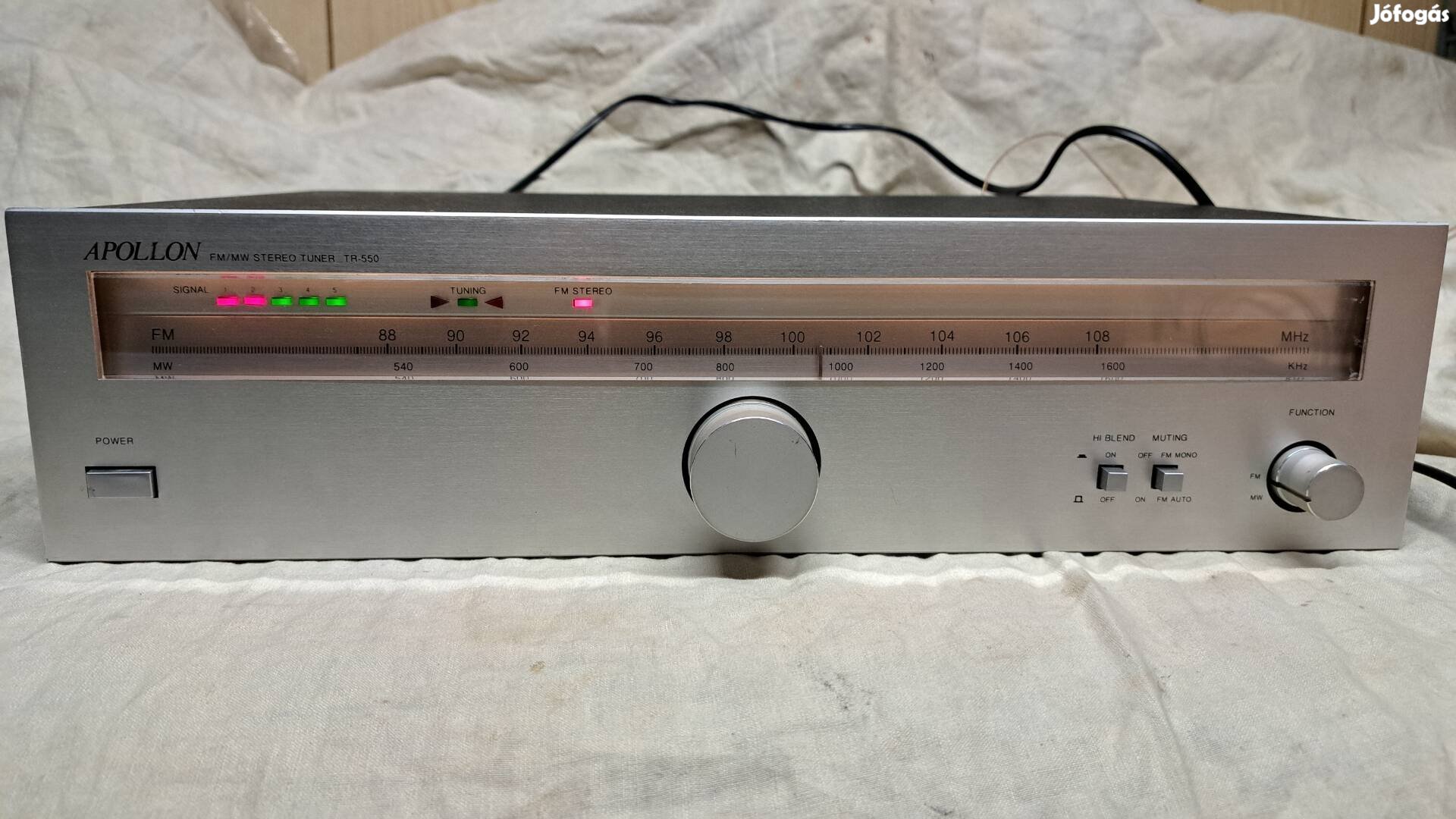 Apollon TR-550 tuner rádio