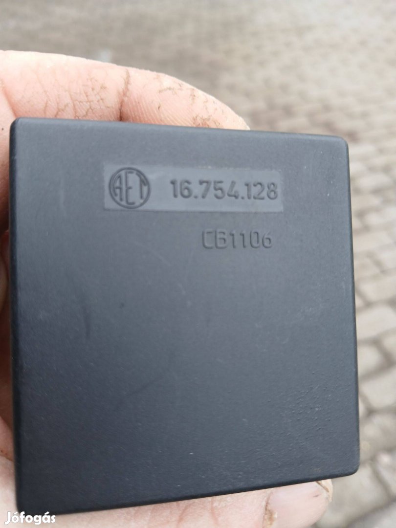 Apőrilia , beta robogó új c.d.i. szolnok-on