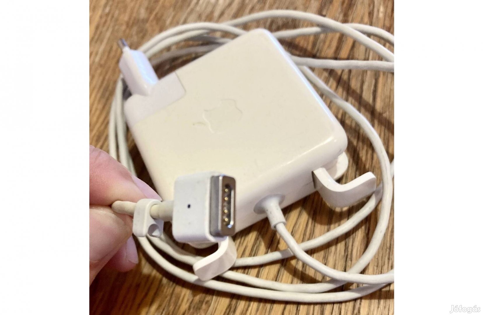 Apple 60 W Magsafe Power Adapter - töltő / táp