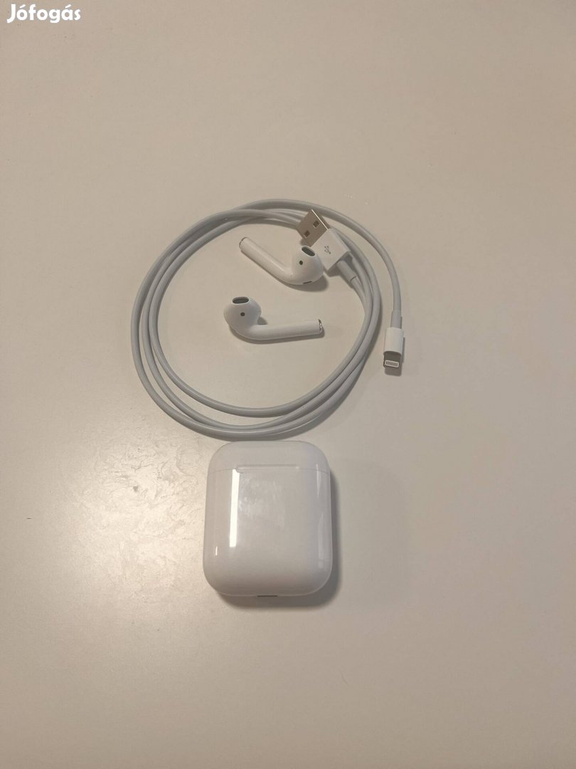 Apple Airpods 2 vezetékes töltőtokkal (mv7n2zm/a)