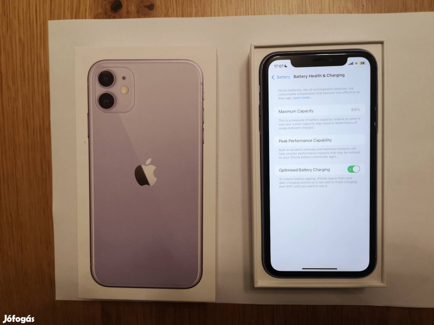 Apple Iphone 11 64GB lila színű, használt mobiltelefon eladó