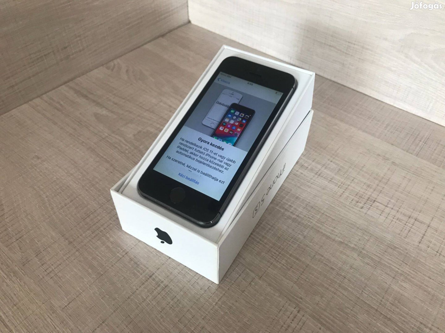 Apple Iphone 5S, Space Gray, 16 GB, Újszerű, Ajándékokkal