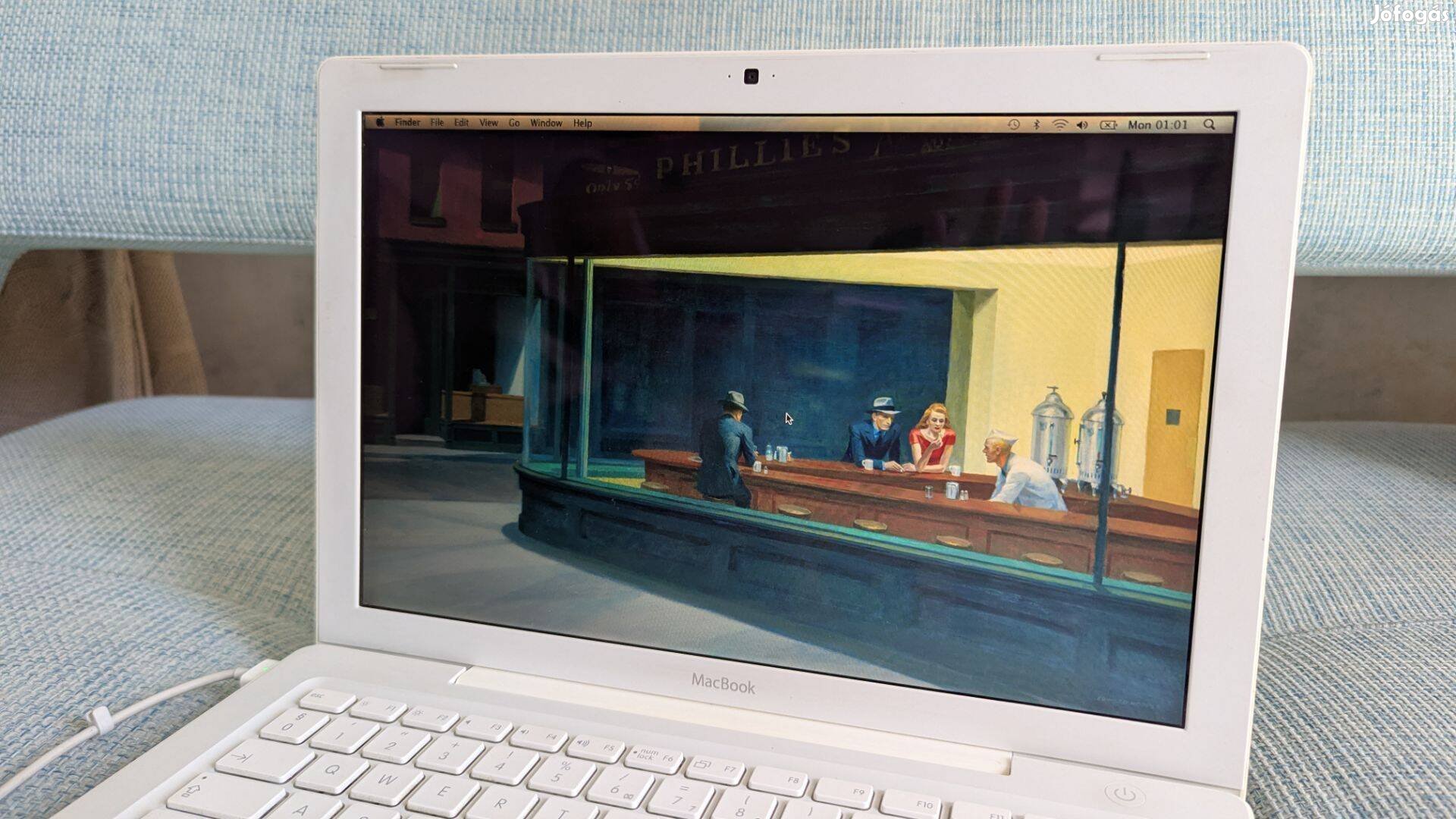 Apple Macbook A1181 laptop 2008 (tökéletesen működik)