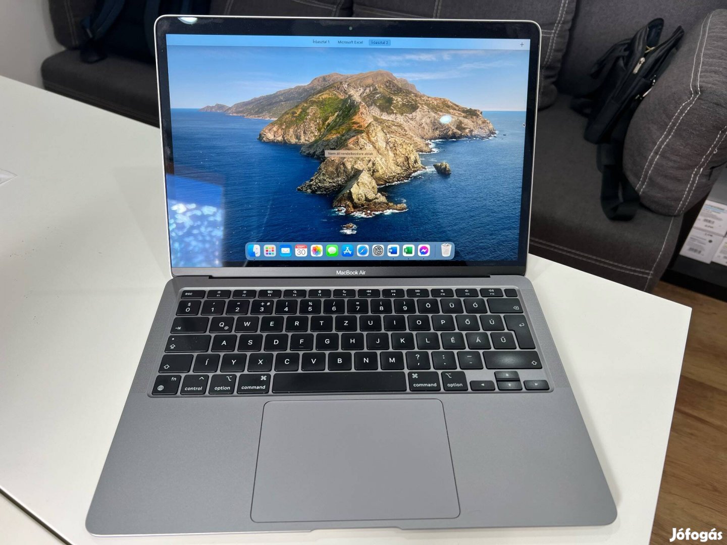 Apple Macbook Air M1 2020 - 2024. évi