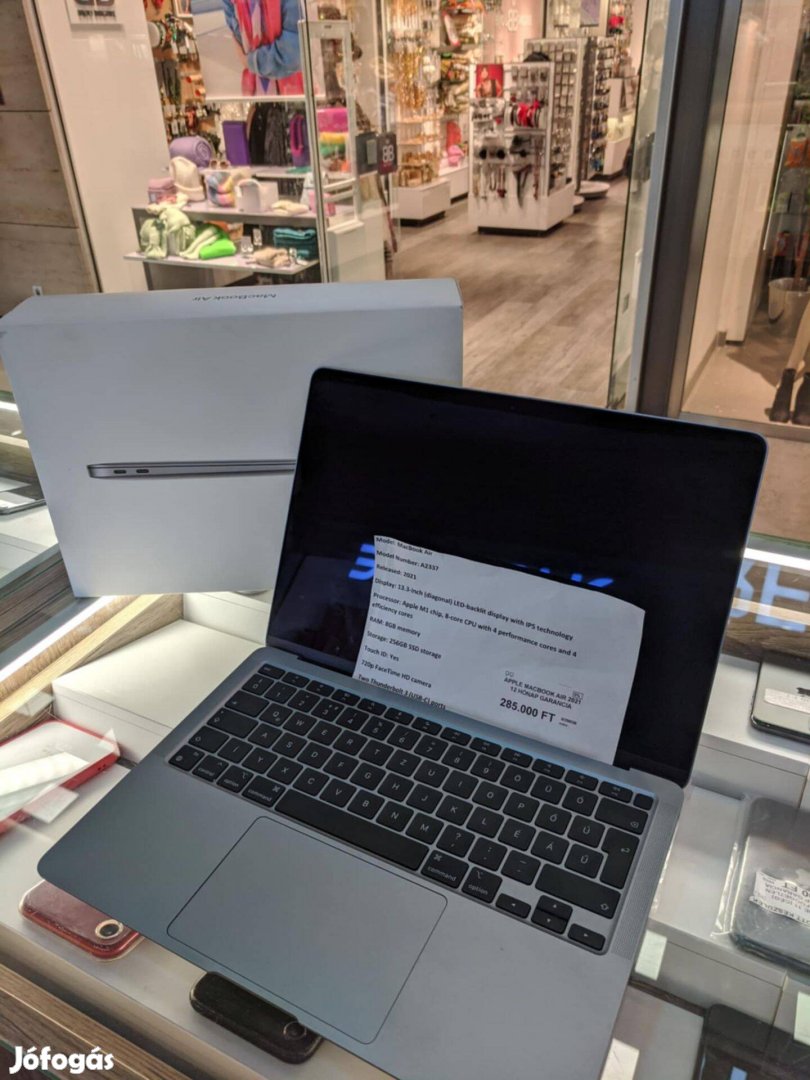 Apple Macbook Air M1 256GB Jótállással