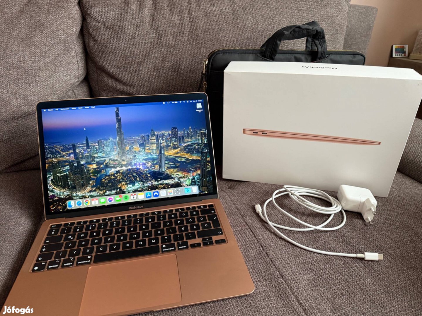 Apple Macbook Air M1