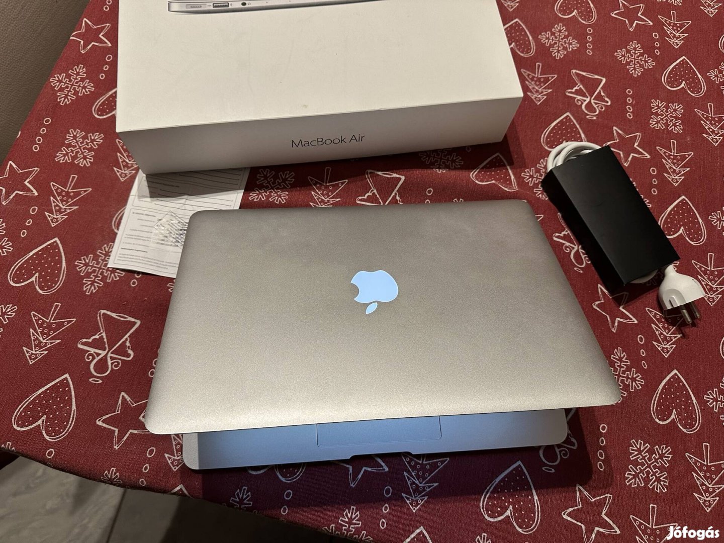 Apple Macbook Air i5, 128/8GB, Magyar billentyűzet!