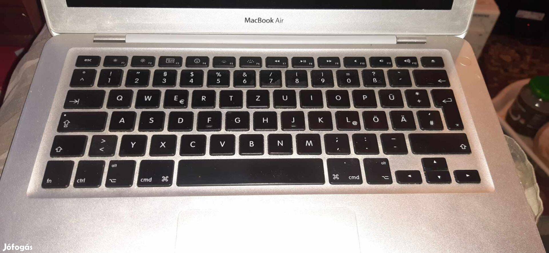 Apple Macbook Air laptop macbook hibás csere is