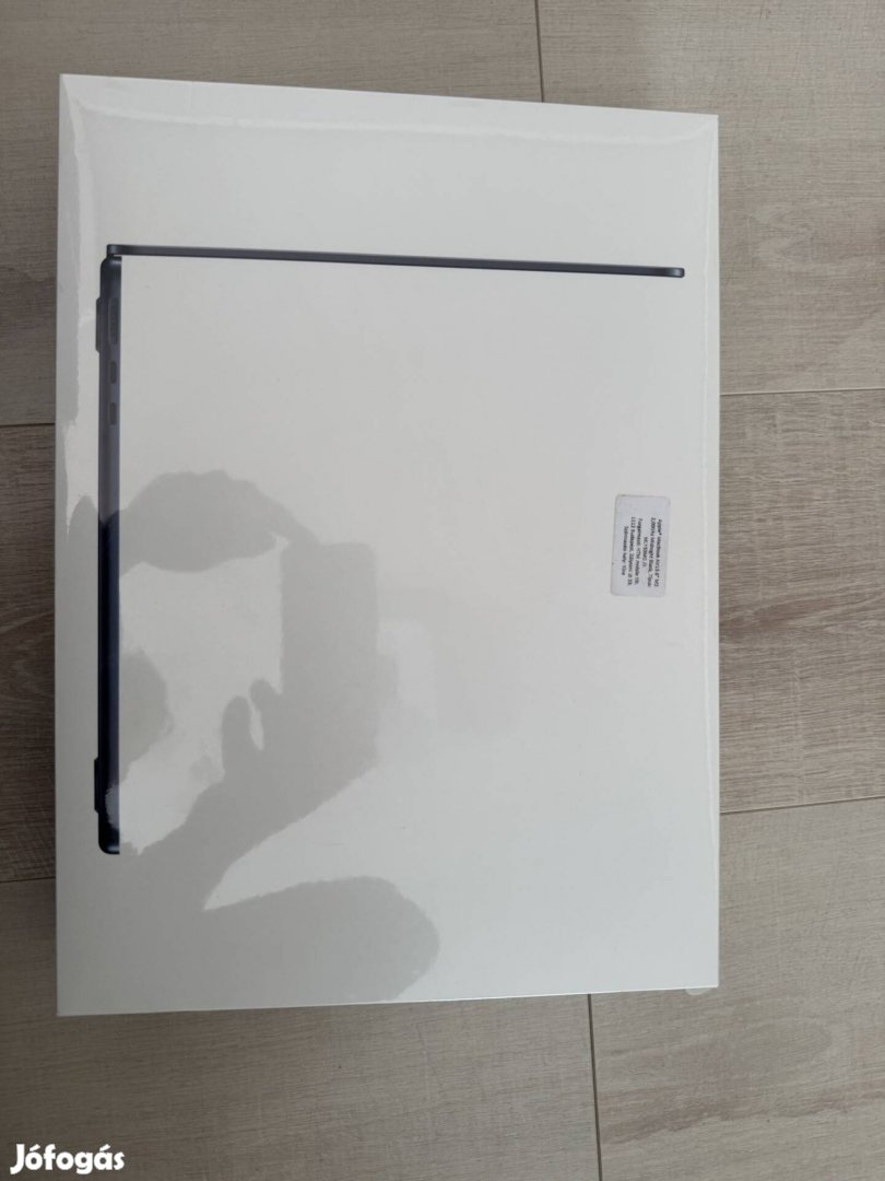 Apple Macbook M2 256gb