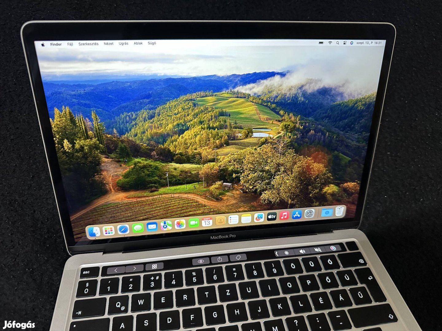 Apple Macbook Pro 13" M1 | garis