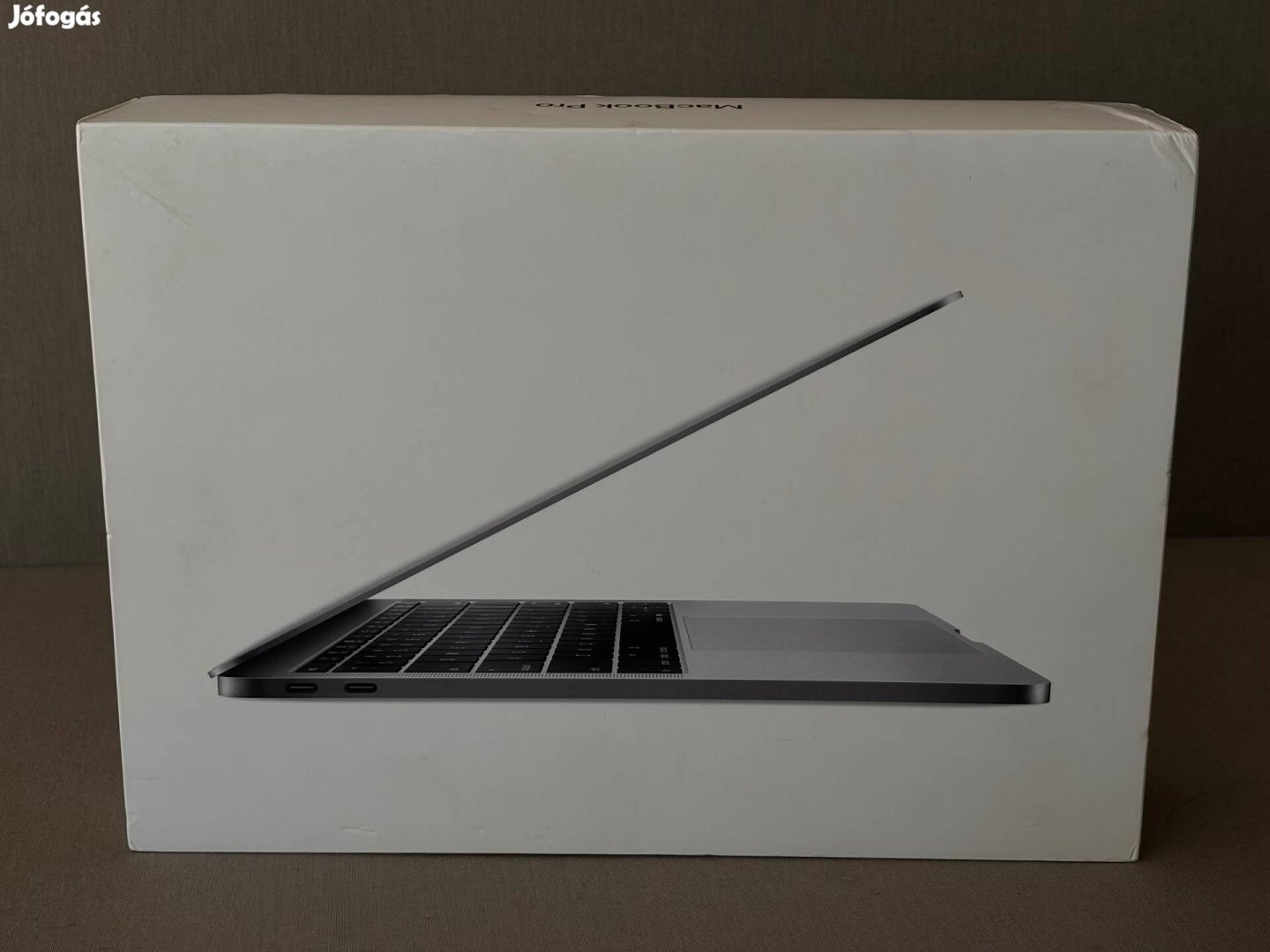 Apple Macbook Pro 13 doboz