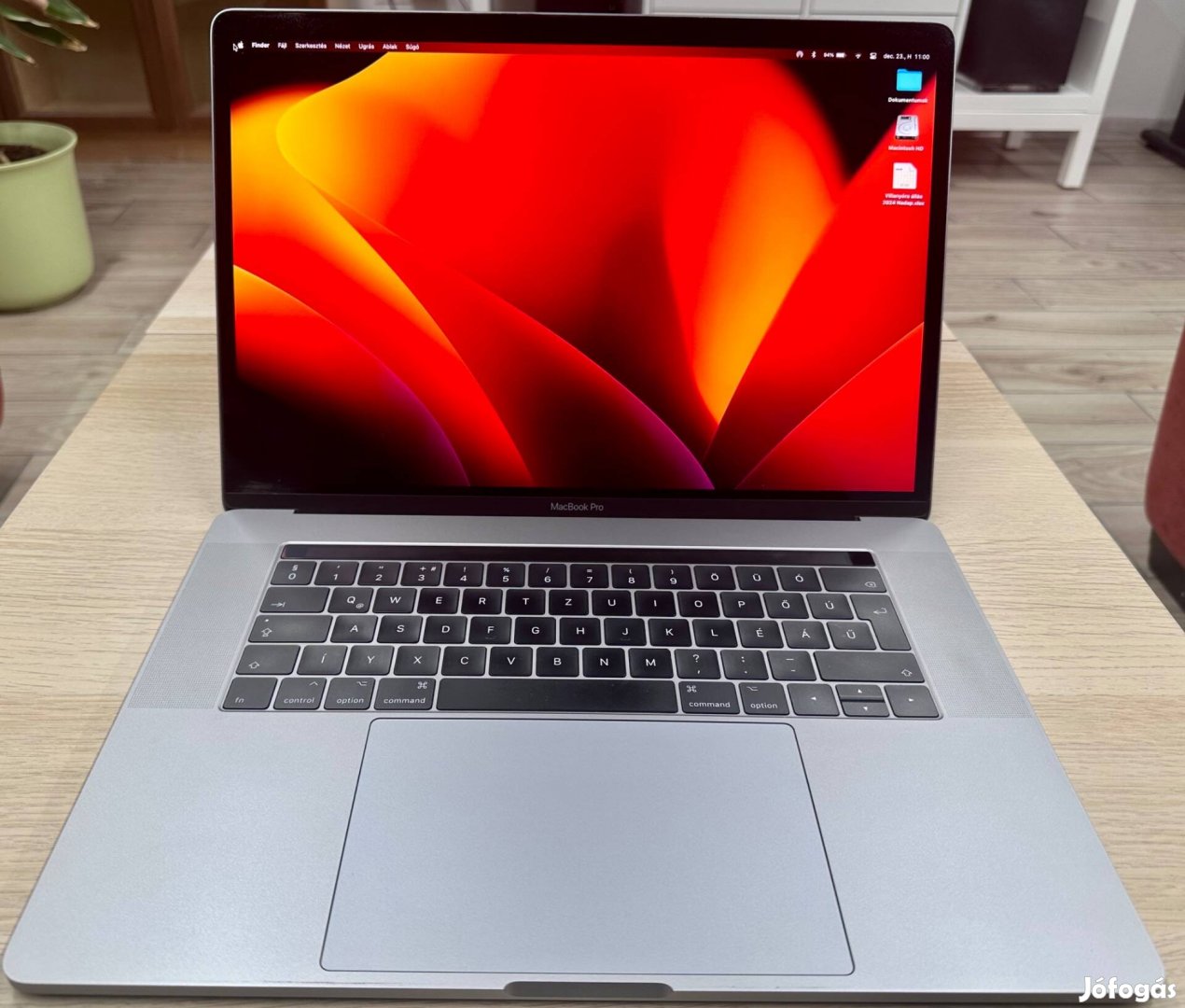 Apple Macbook Pro 15, 2017 Touch Bar i7 16/512gb