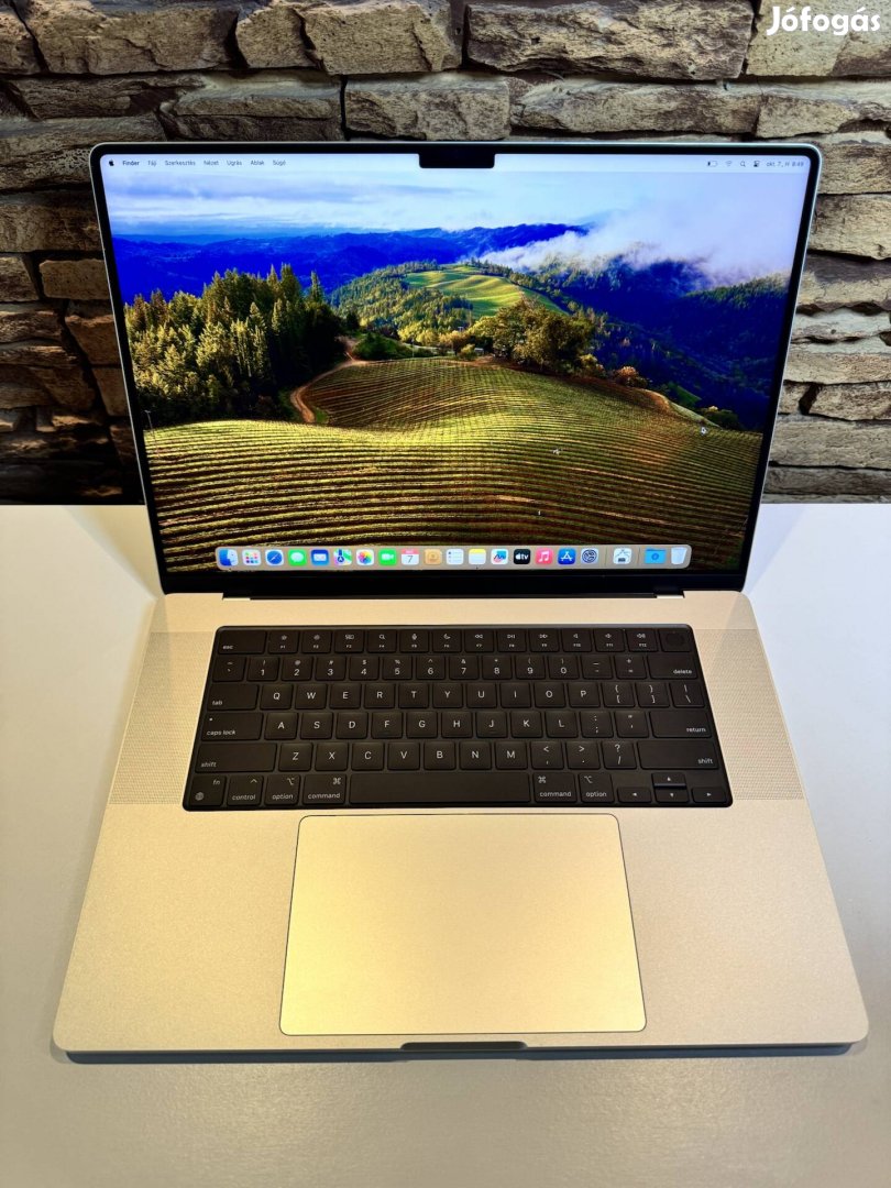 Apple Macbook Pro 16" M1 Max 32 gb/1 terra/ újszerű