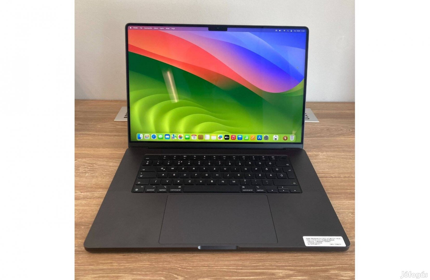 Apple Macbook Pro 2023 16" M3 18GB Ram 512GB SSD Szürke Használt