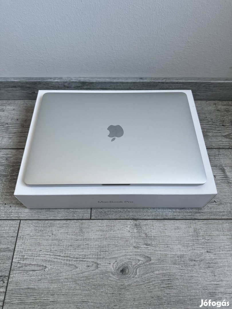 Apple Macbook Pro M1 Silver/  magyar /új állapot/59 ciklus