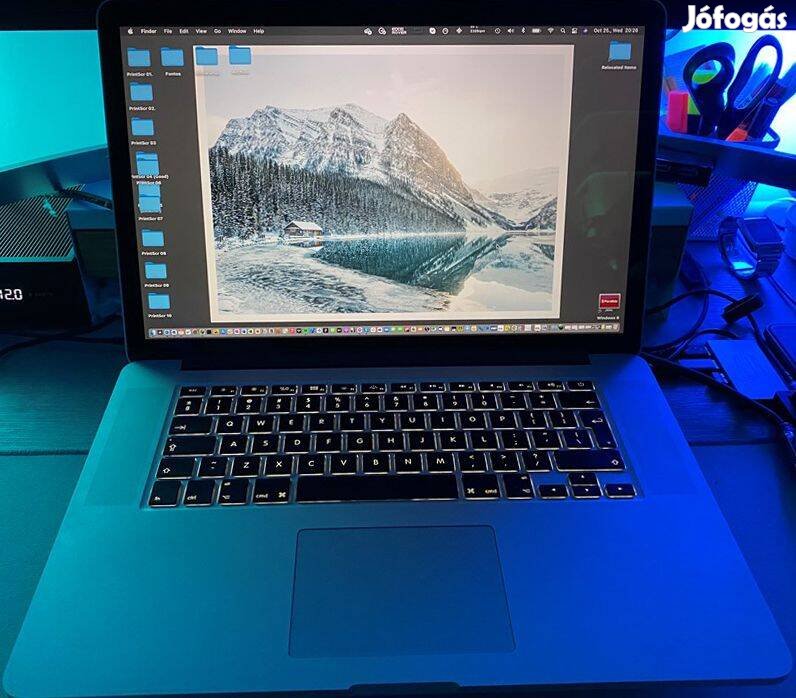 Apple Macbook Pro (Retina, 15 collos, 1 TB Apple SSD, 2013. évvégi)