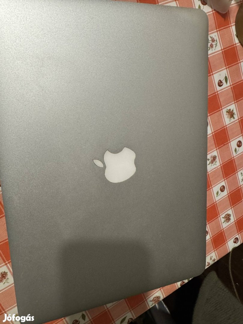 Apple Macbook air 2015