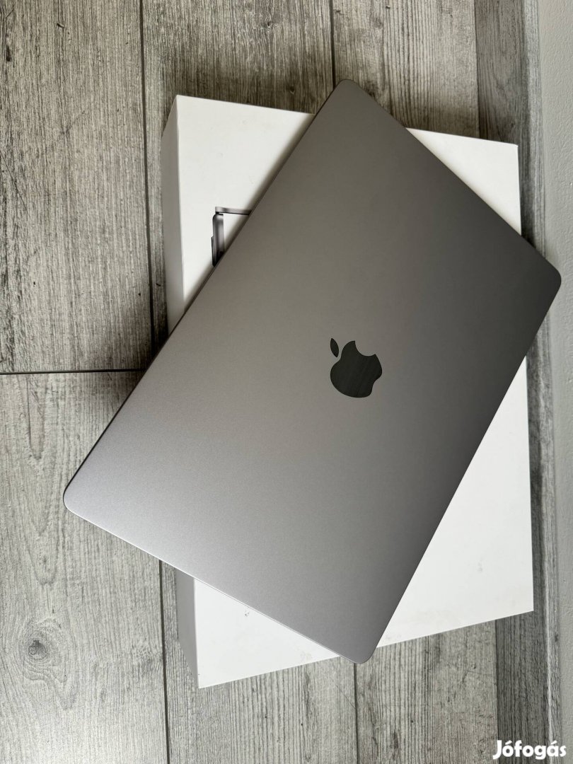 Apple Macbook air M2 15" 2023/Magyar/Újszerű/ garanciális