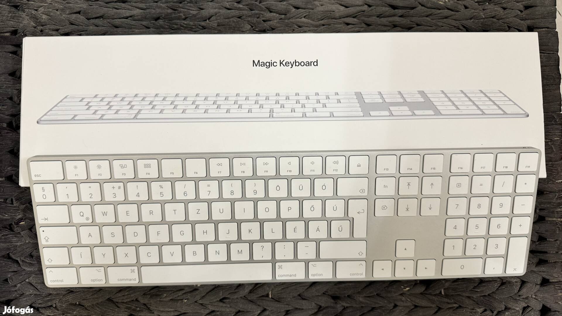 Apple Magic Keyboard billentyűzet - magyar