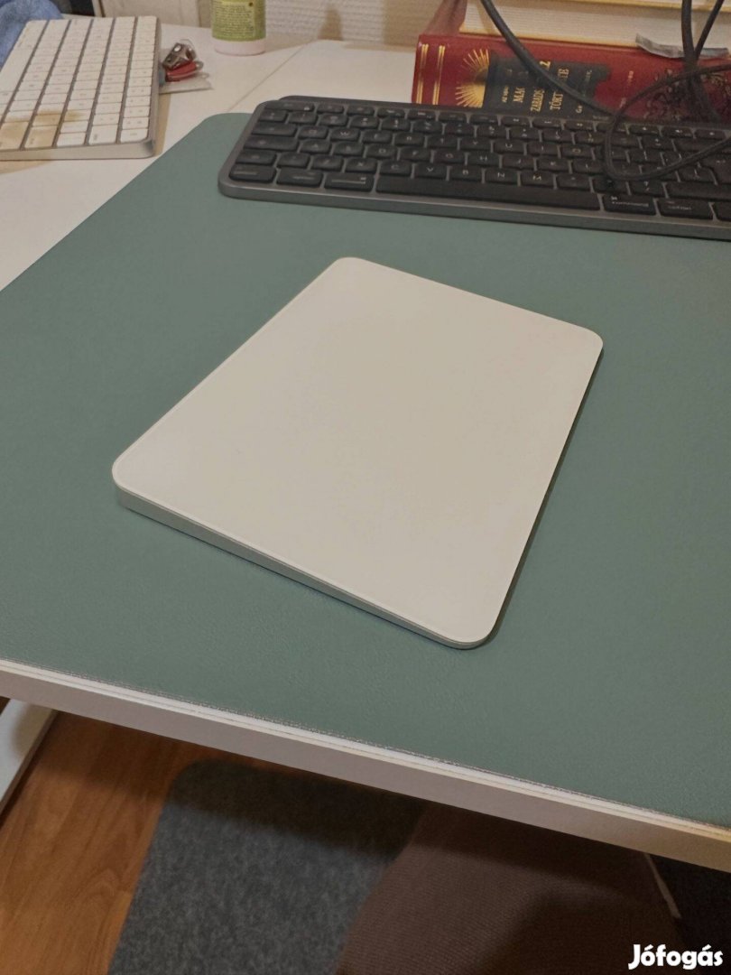 Apple Magic Trackpad: Bluetooth, Rechargeable, Compatible with Mac or