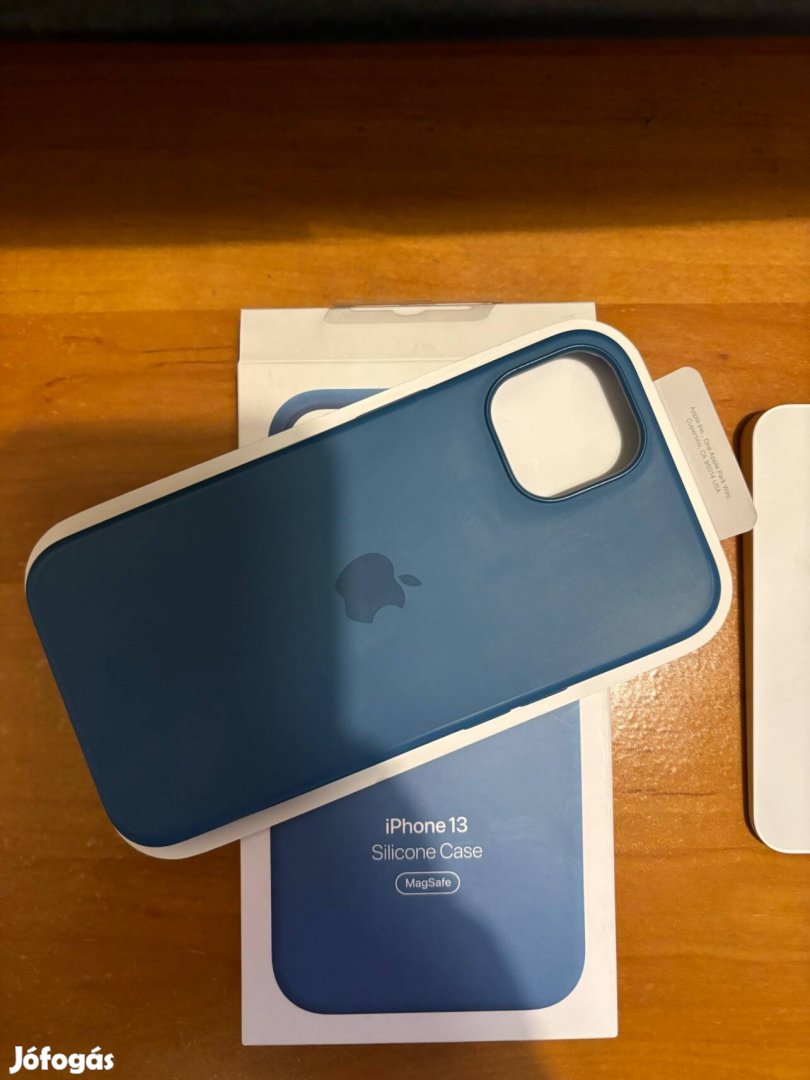 Apple Magsafe szilikon tokok iphone 13-ra hibátlan állapotban eladóak