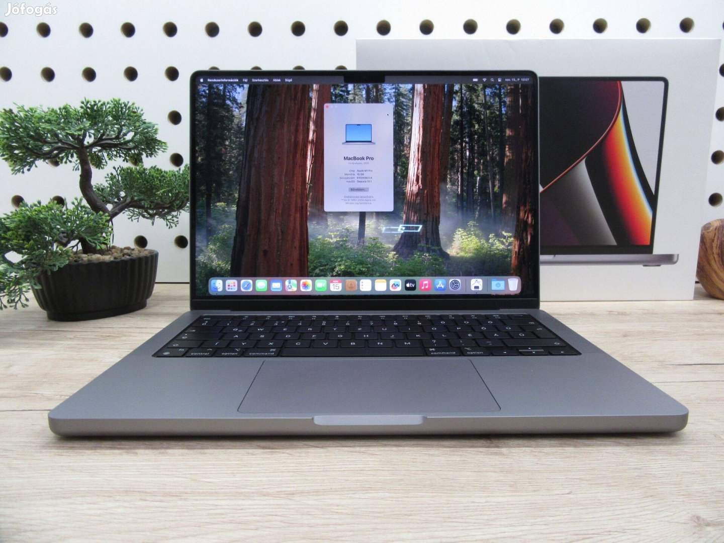 Apple Retina Macbook 14 M1 Pro - 2021 - Használt, újszerű