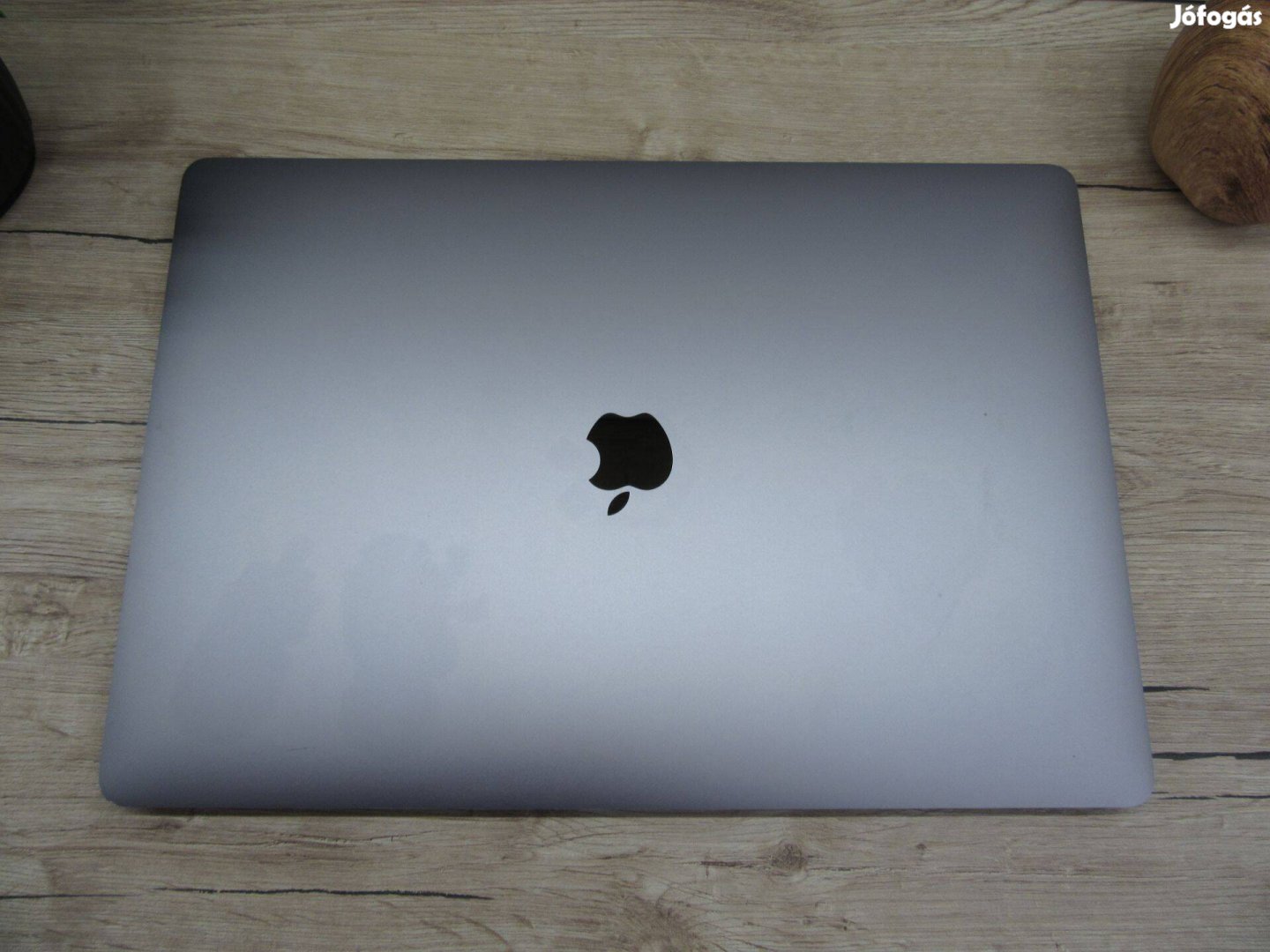 Apple Retina Macbook Pro 16 - 2019 - Használt, megkímélt