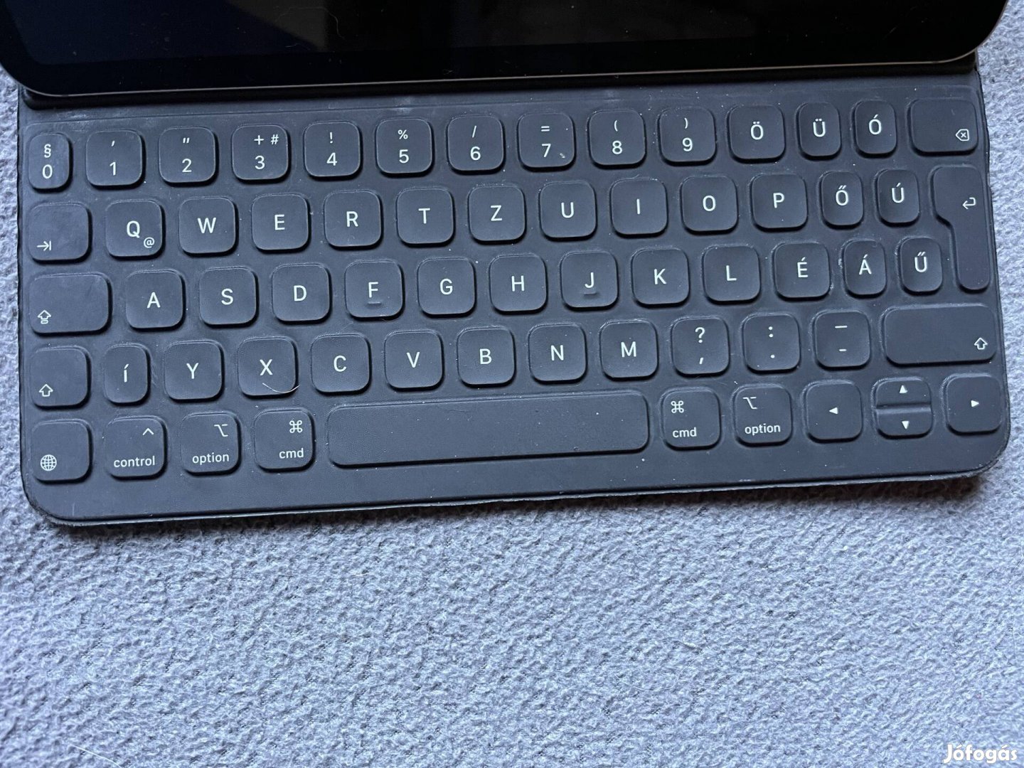 Apple Smart Keyboard magyar billentyűzet