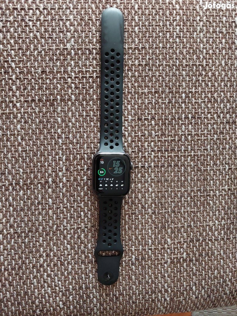 Apple Watch 5 Nike