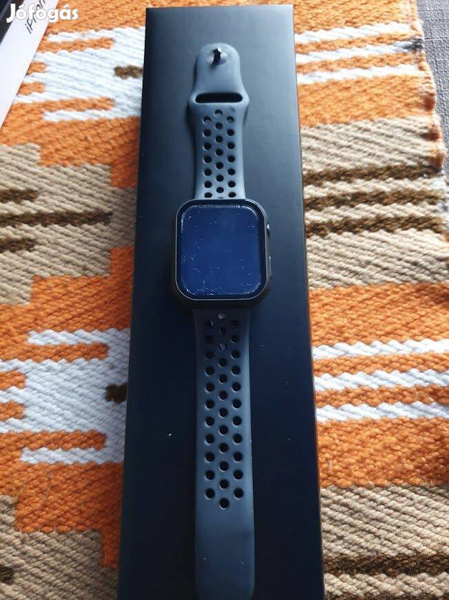 Apple Watch 7 Nike