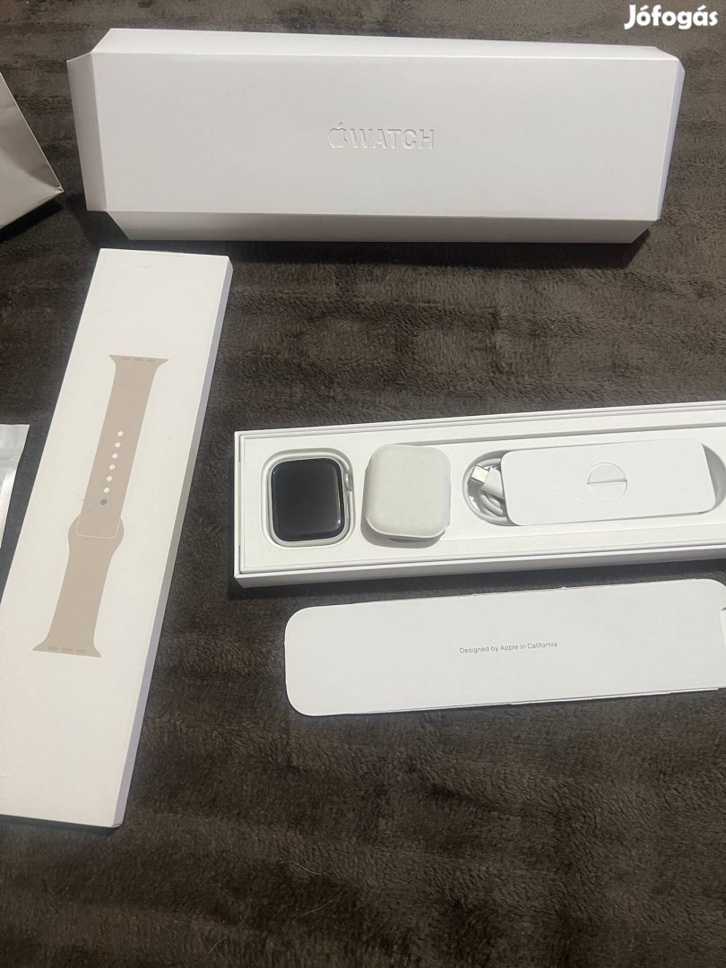 Apple Watch 8 45 GPS Garis