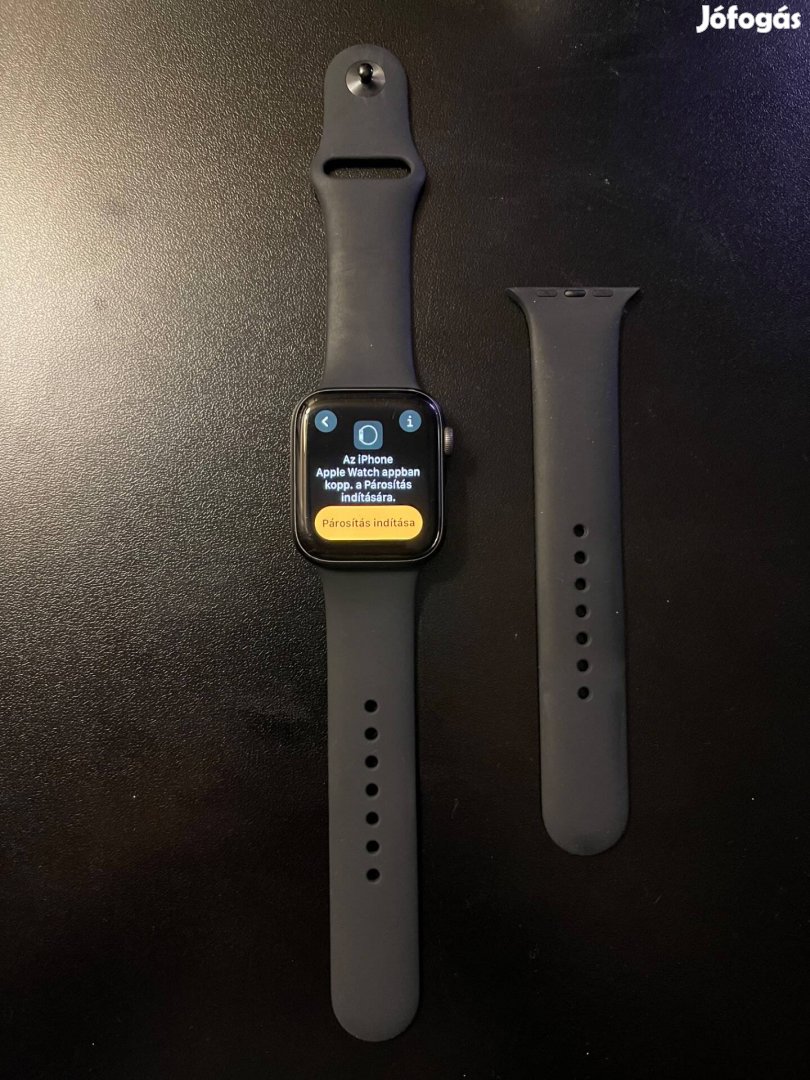 Apple Watch S4 44mm + szíj