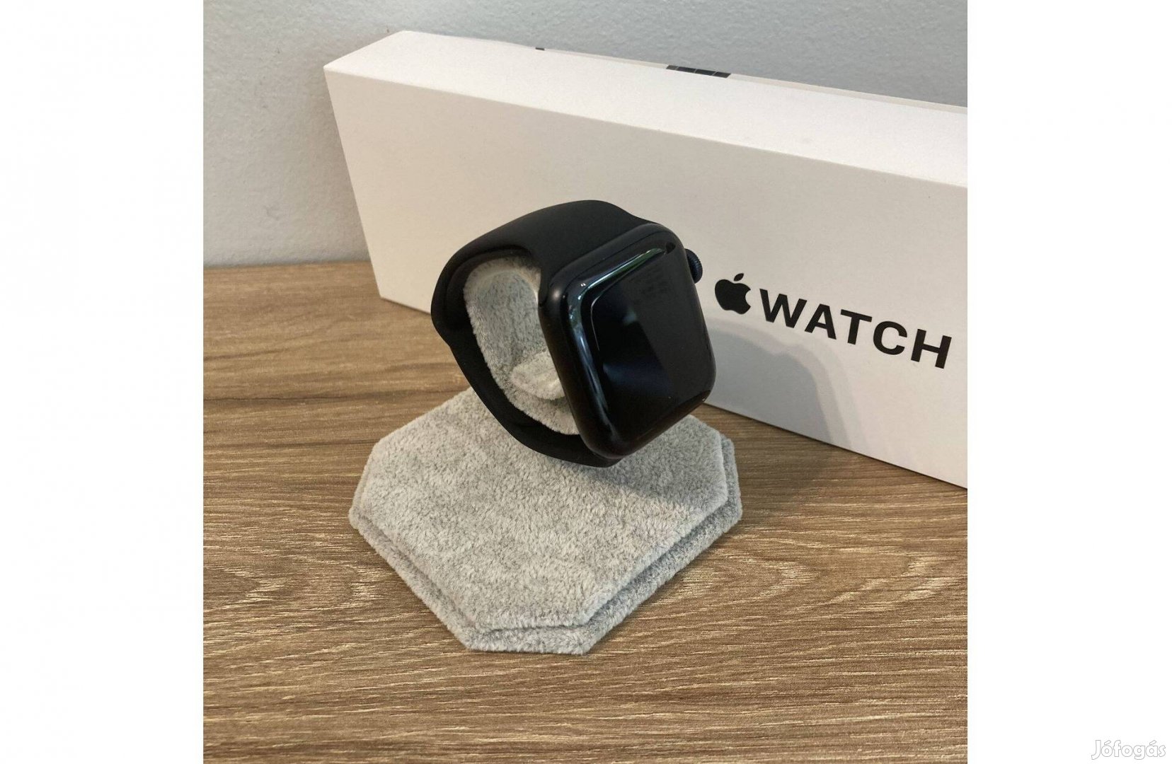 Apple Watch SE 2022 40mm Midnight Aluminium Case Használt