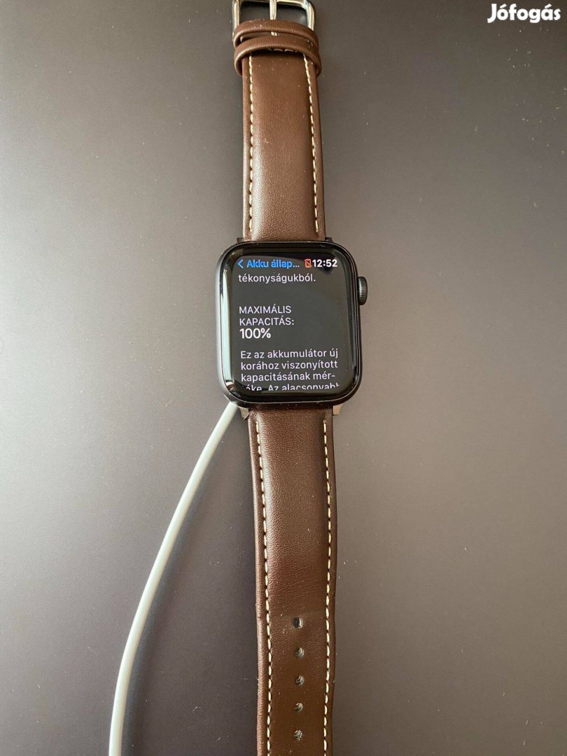 Apple Watch SE 44 mm alig használt, 100%-os akkumulátor