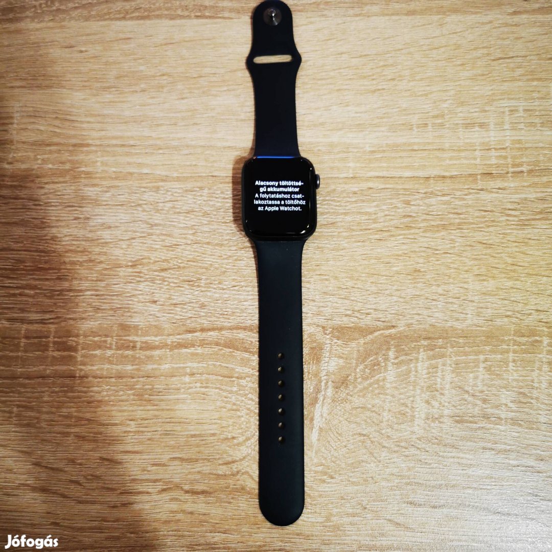 Apple Watch SE 44mm hibás