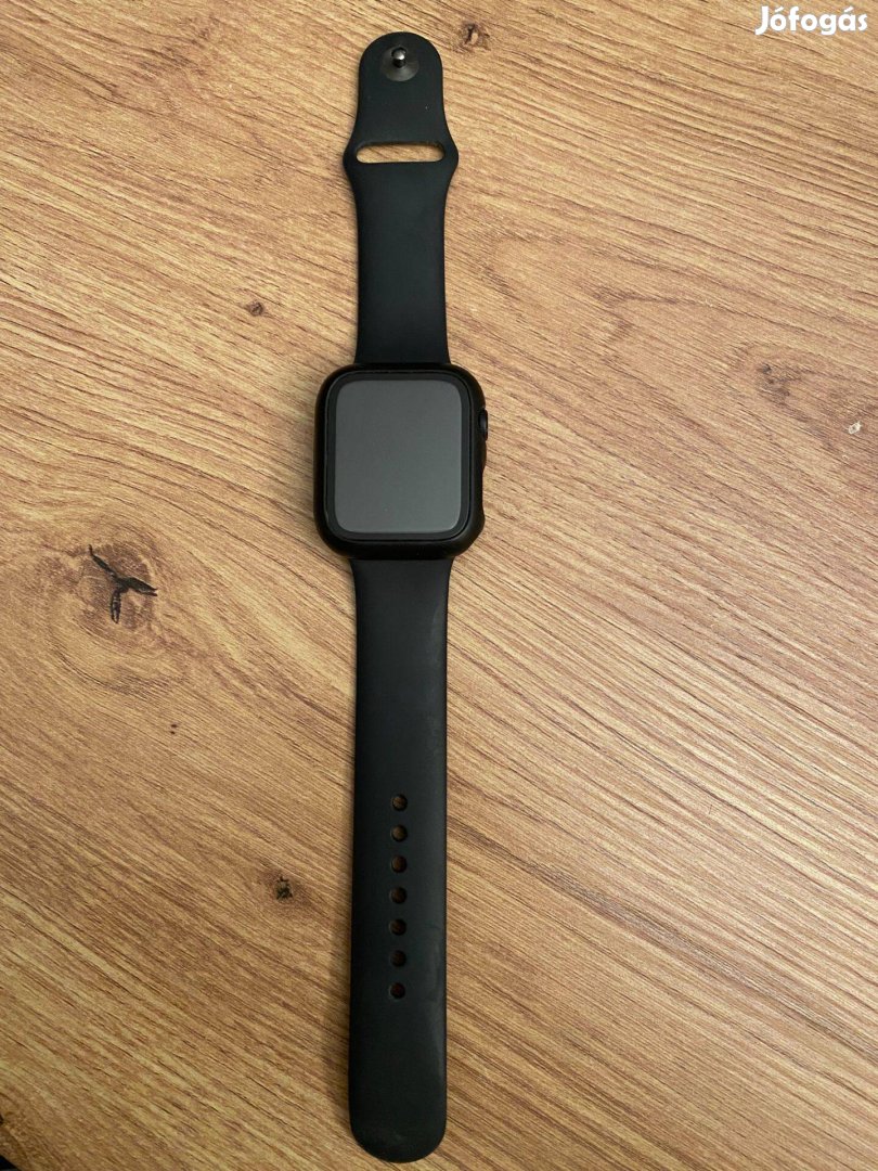 Apple Watch SE II 44mm eladó