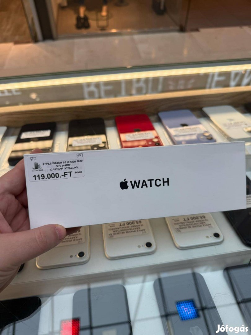 Apple Watch SE (2022) GPS Fekete 44mm Bontatlan Jótállással!