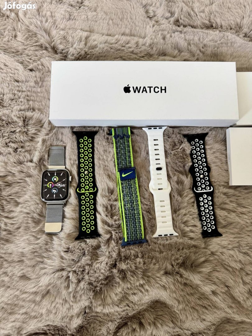 Apple Watch SE (2023) GPS 44MM számlával, + 5 db szíj