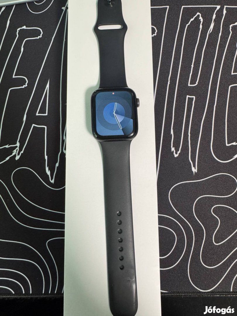 Apple Watch SE - 44 MM, Space Grey, Wi-fi