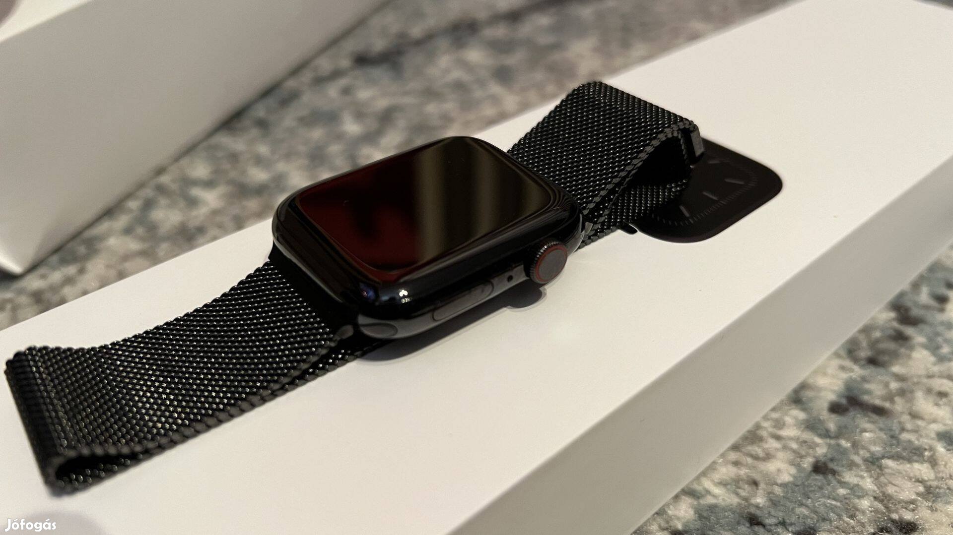 Apple Watch Series 5 Stainless Steel Cellular 44mm Milánói szíj