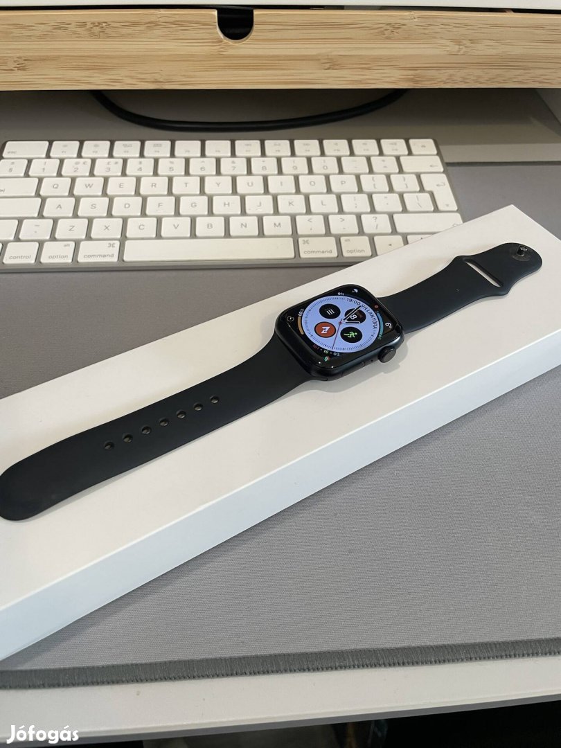 Apple Watch Series 7 45mm hibátlan