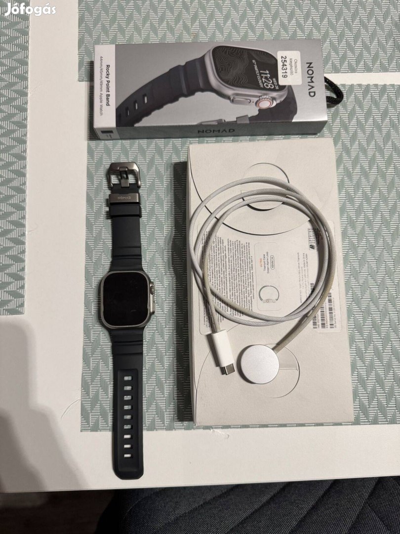 Apple Watch Ultra, 49mm, cellular, Nomad szíjjal, 2025.10.11.-ig gari