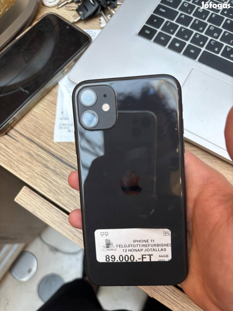 Apple iPhone 11 Kártyafüggetlen 64 GB, 12 hó garancia