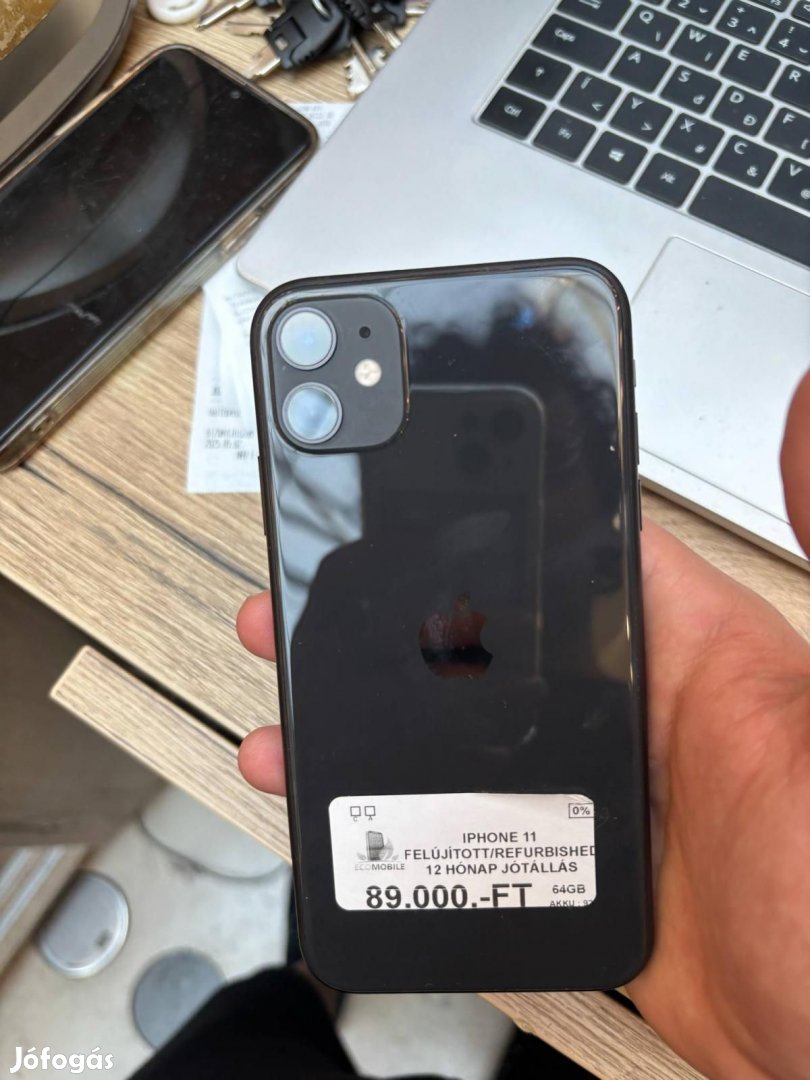 Apple iPhone 11 Kártyafüggetlen 64 GB, 12 hó garancia